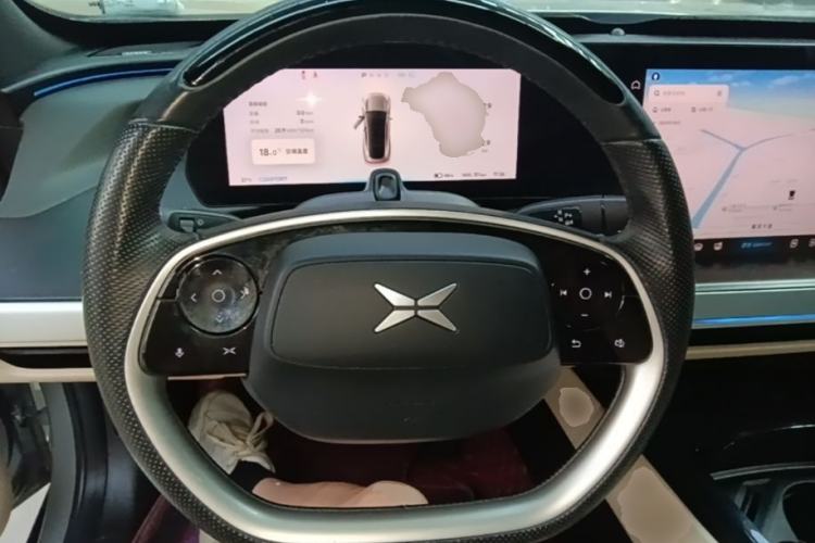 Used XPeng P7 2021 670G Steering Wheel