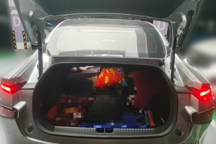 Used XPeng P7 2021 480N Trunk