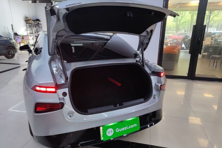 Used XPeng P7 2021 480E Trunk