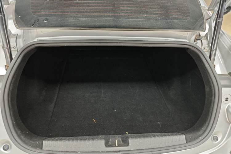 Used XPeng P7 2021 480N Trunk