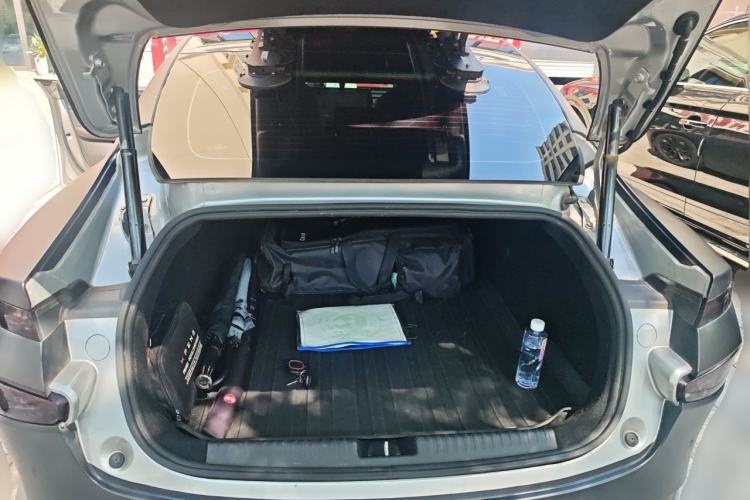 Used XPeng P7 2021 480N Trunk