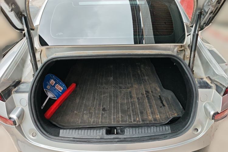 Used XPeng P7 2021 480N Trunk