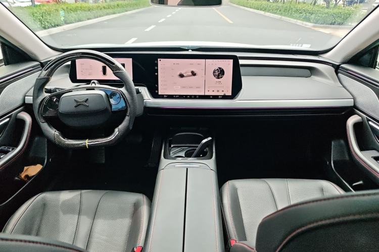 Used XPeng P7 2021 480N Center Console