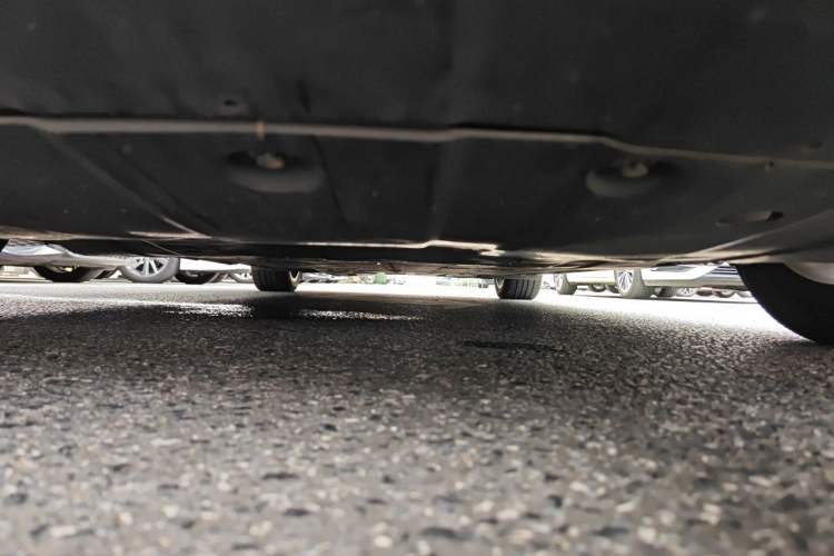Used XPeng P7 2021 670G Chassis Front