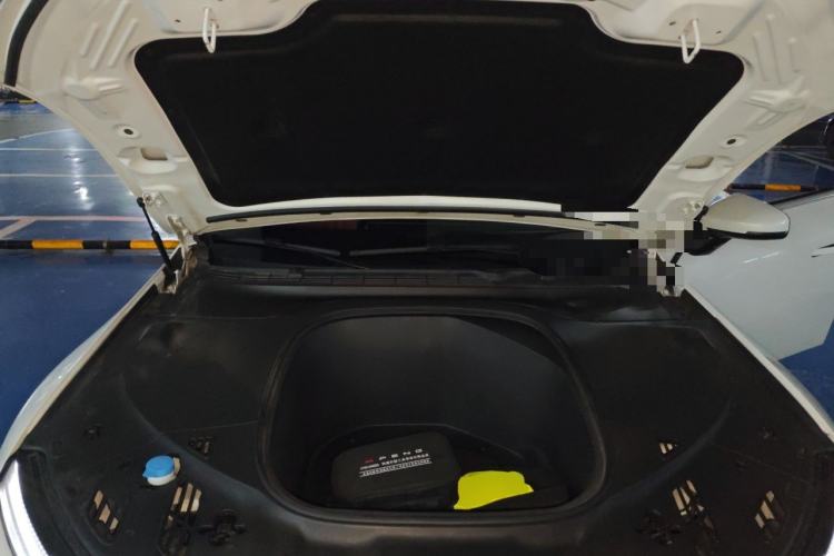 Used XPeng P7 2021 670G Engine Bay