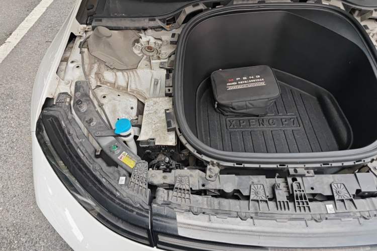 Used XPeng P7 2021 670G Engine Bay Right