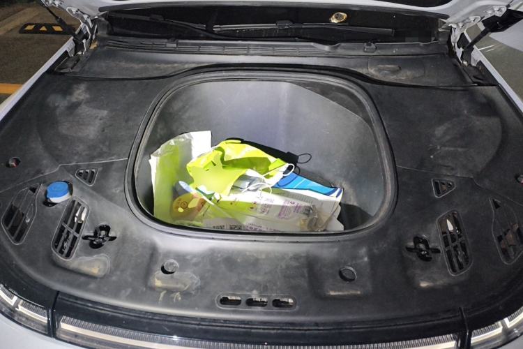 Used XPeng P7 2021 480E Engine Bay