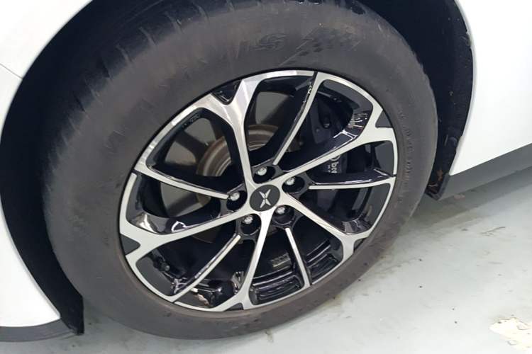 Used XPeng P7 2021 480N Exterior 1