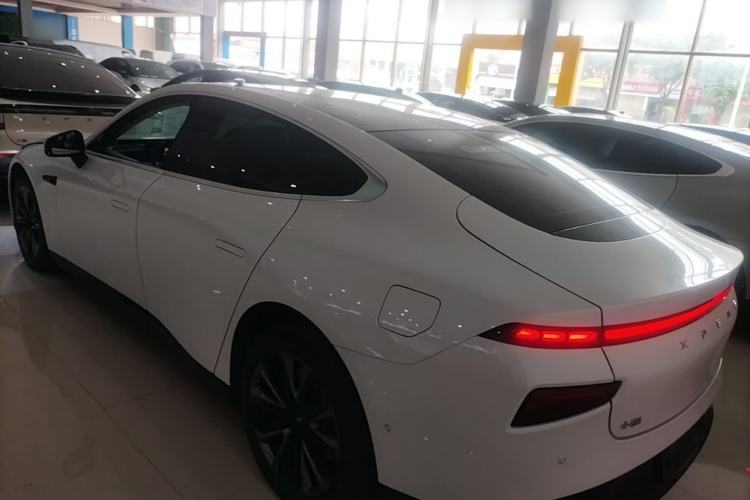 Used XPeng P7 2021 480E Exterior 2