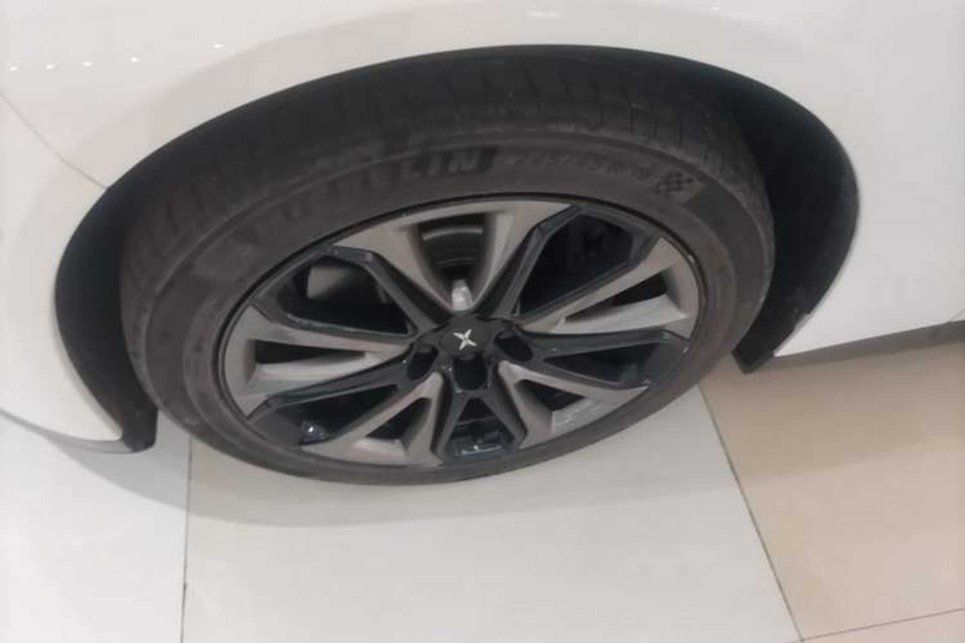 Used XPeng P7 2021 480E Exterior 4