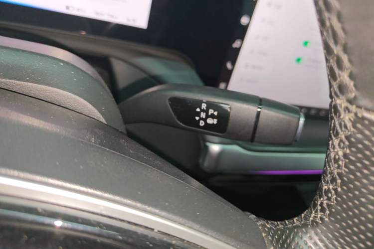 Used XPeng P7 2021 480N Gear Lever