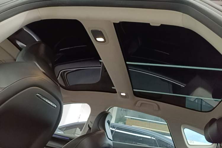 Used XPeng P7 2021 480N Headliner