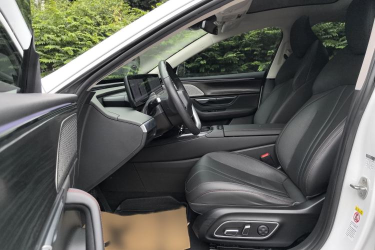 Used XPeng P7 2021 480E Interior 1
