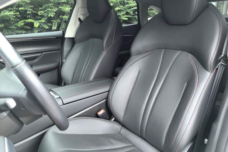 Used XPeng P7 2021 480E Interior 5
