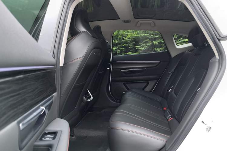 Used XPeng P7 2021 480E Interior 7
