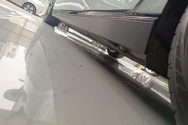 Used XPeng P7 2021 480N Left Side Sill