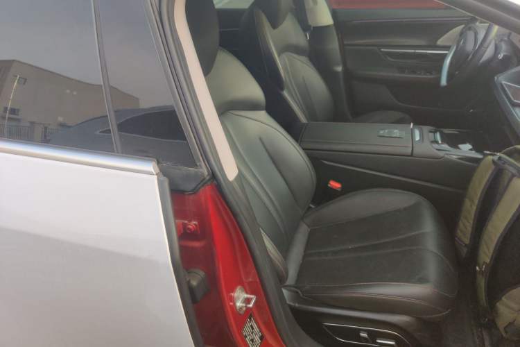 Used XPeng P7 2021 480N Right Front Seat