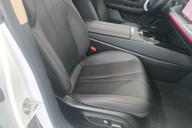 Used XPeng P7 2021 480E Right Front Seat