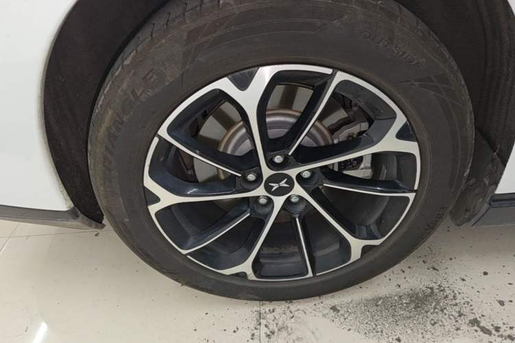 Used XPeng P7 2021 480N Right Rear Wheel Hub