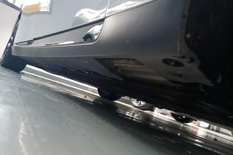Used XPeng P7 2021 480N Right Side Sill