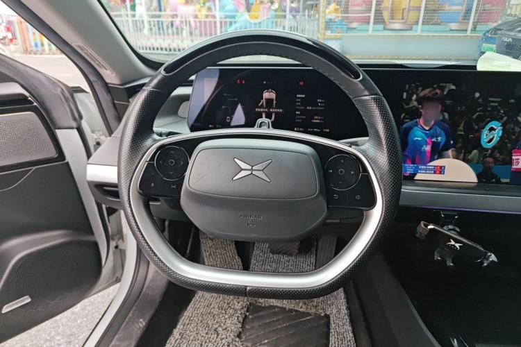 Used XPeng P7 2021 670G Steering Wheel