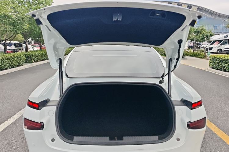 Used XPeng P7 2021 480N Trunk