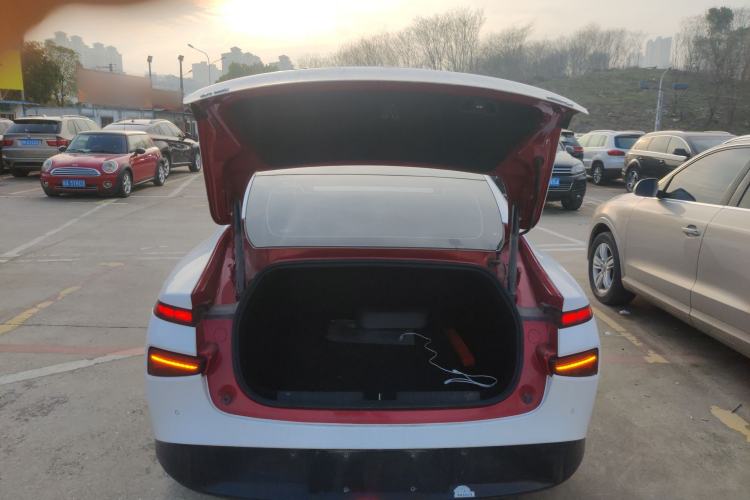 Used XPeng P7 2021 480N Trunk