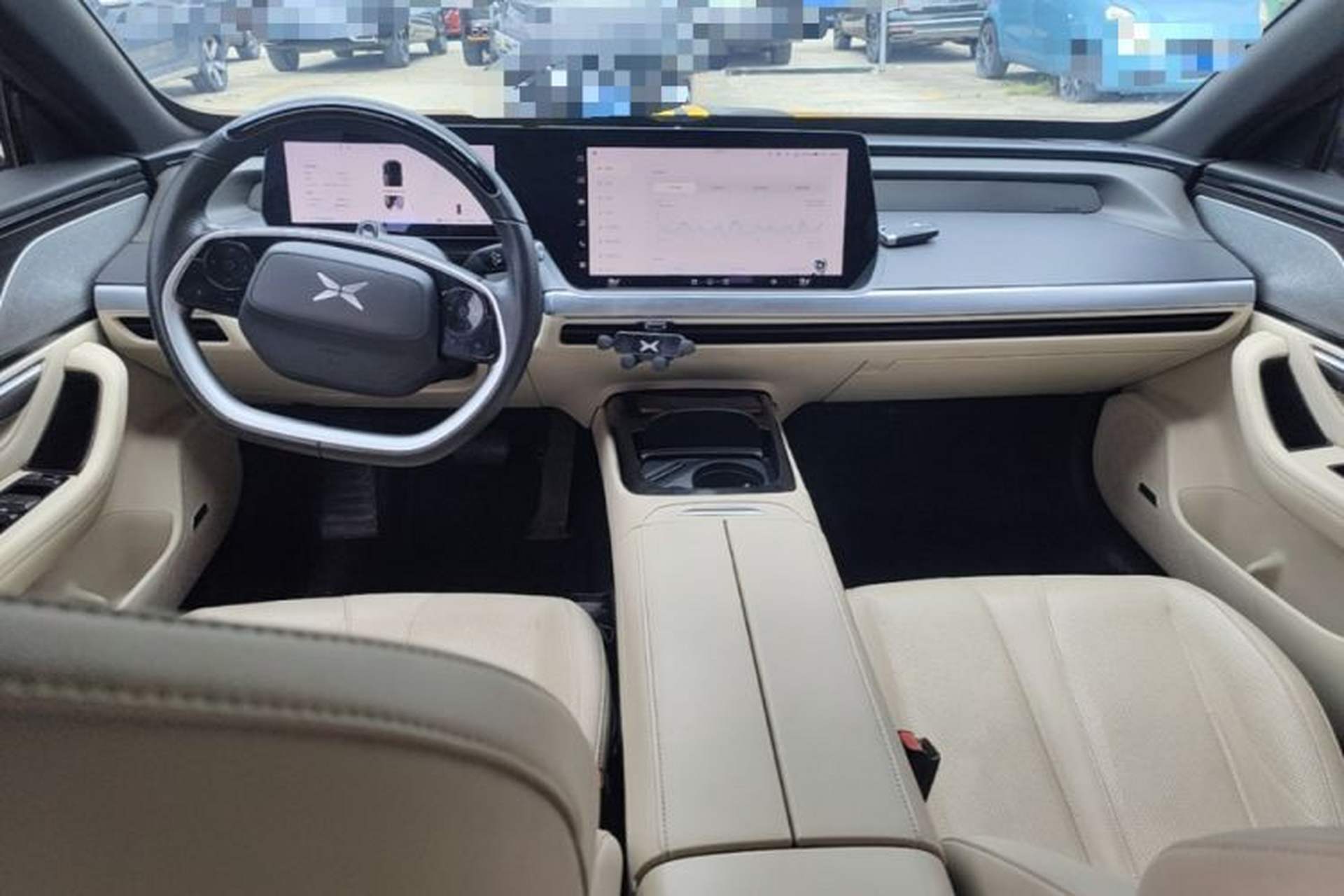 Used XPeng P7 2021 480N Center Console