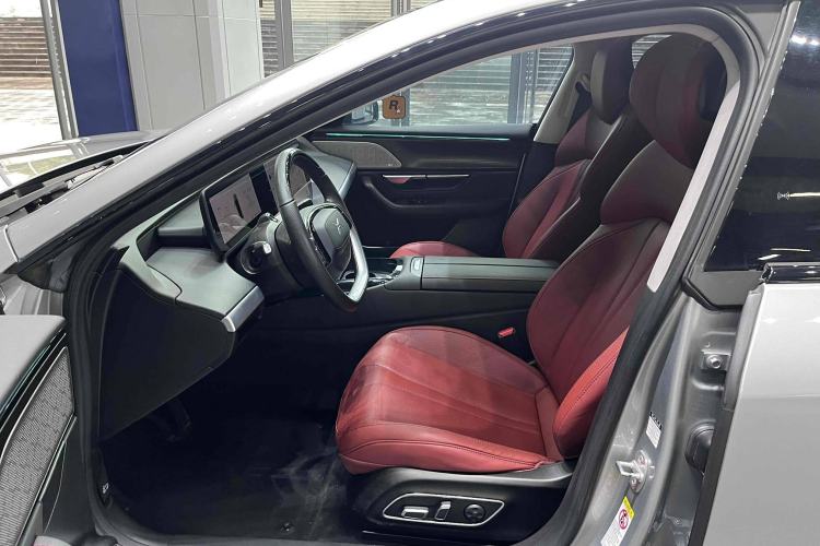 Used XPeng P7 2021 480N Interior 7