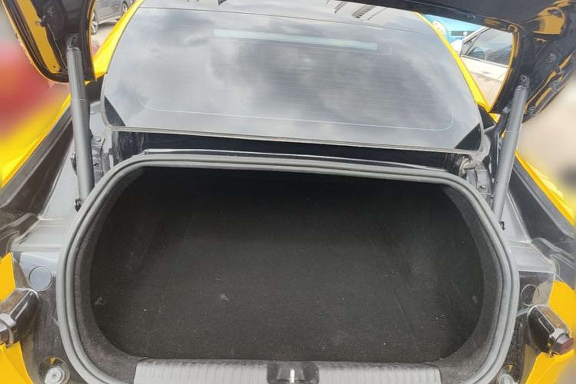 Used XPeng P7 2021 480N Trunk