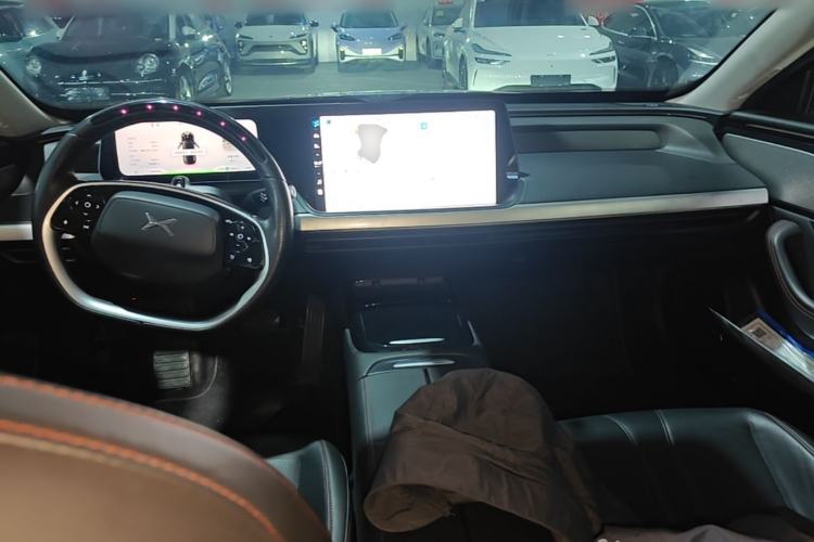 Used XPeng P7 2022 625E Center Console