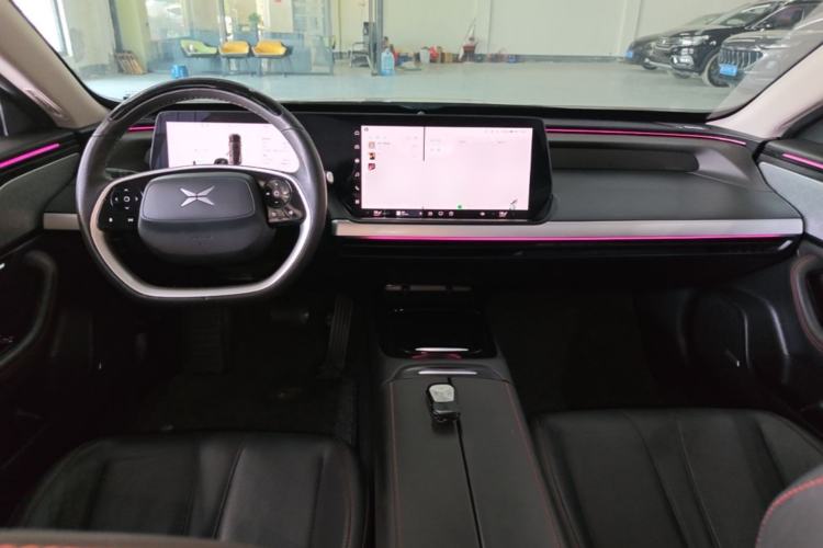 Used XPeng P7 2022 625E Center Console