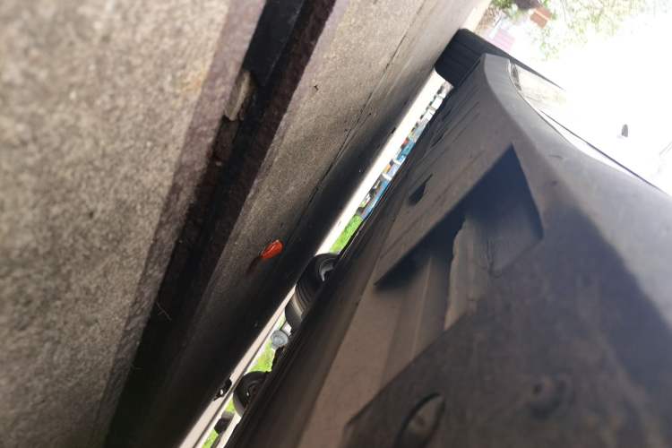 Used XPeng P7 2022 670N+ Chassis Front Right