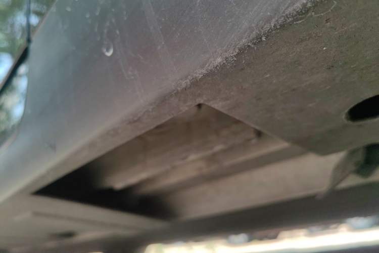 Used XPeng P7 2022 625E Chassis Front Right