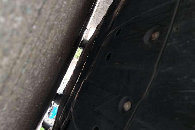 Used XPeng P7 2022 670N+ Chassis Front
