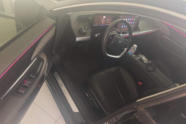 Used XPeng P7 2022 625E Driver Seat