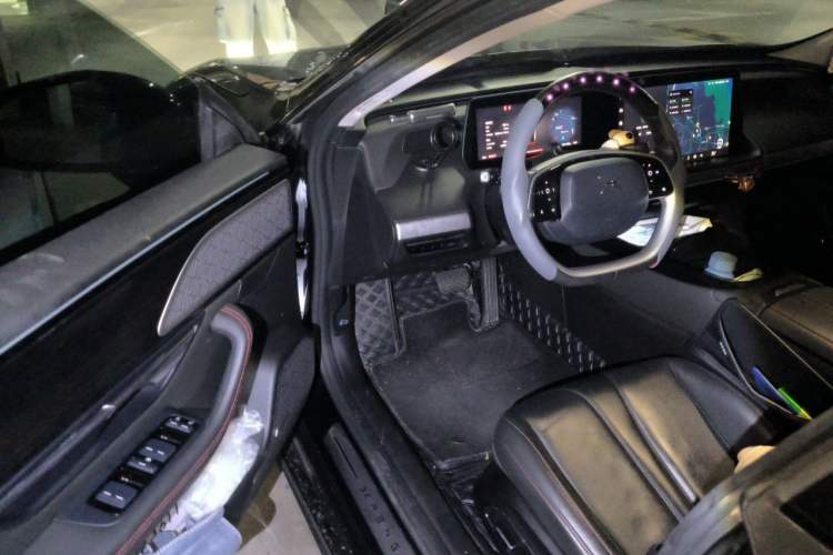 Used XPeng P7 2022 625E Driver Seat