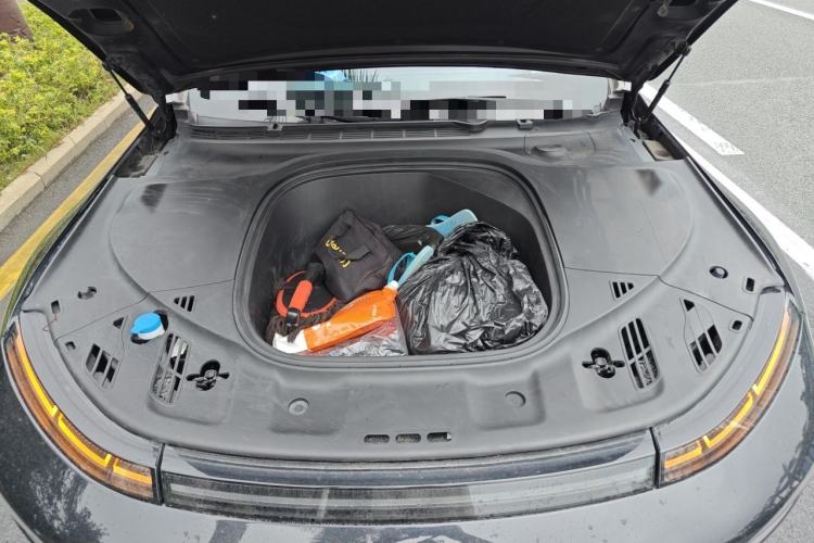 Used XPeng P7 2022 625E Engine Bay