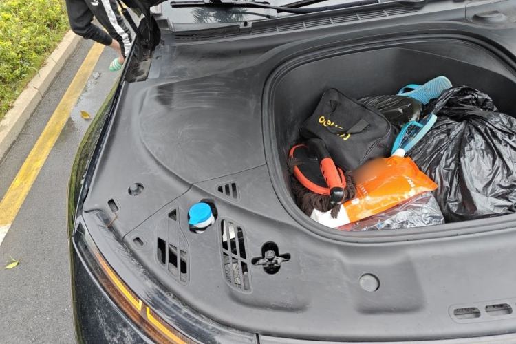 Used XPeng P7 2022 625E Engine Bay Right