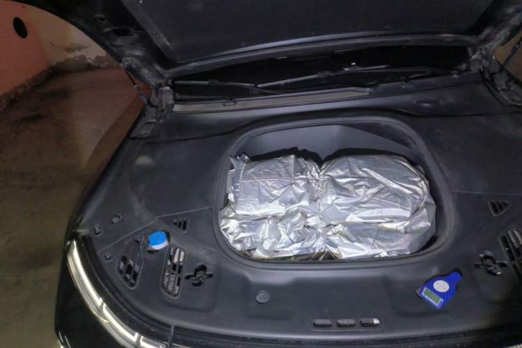 Used XPeng P7 2022 625E Engine Bay Right