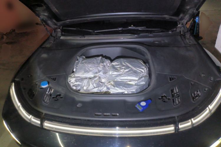 Used XPeng P7 2022 625E Engine Bay
