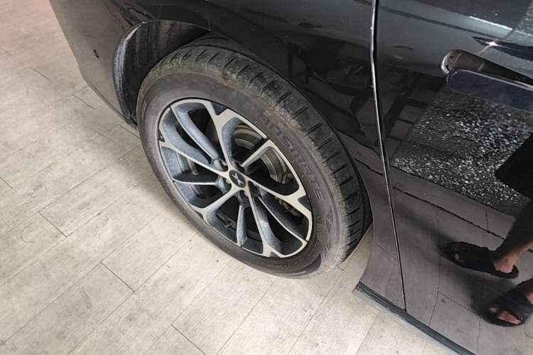 Used XPeng P7 2022 625E Exterior 5
