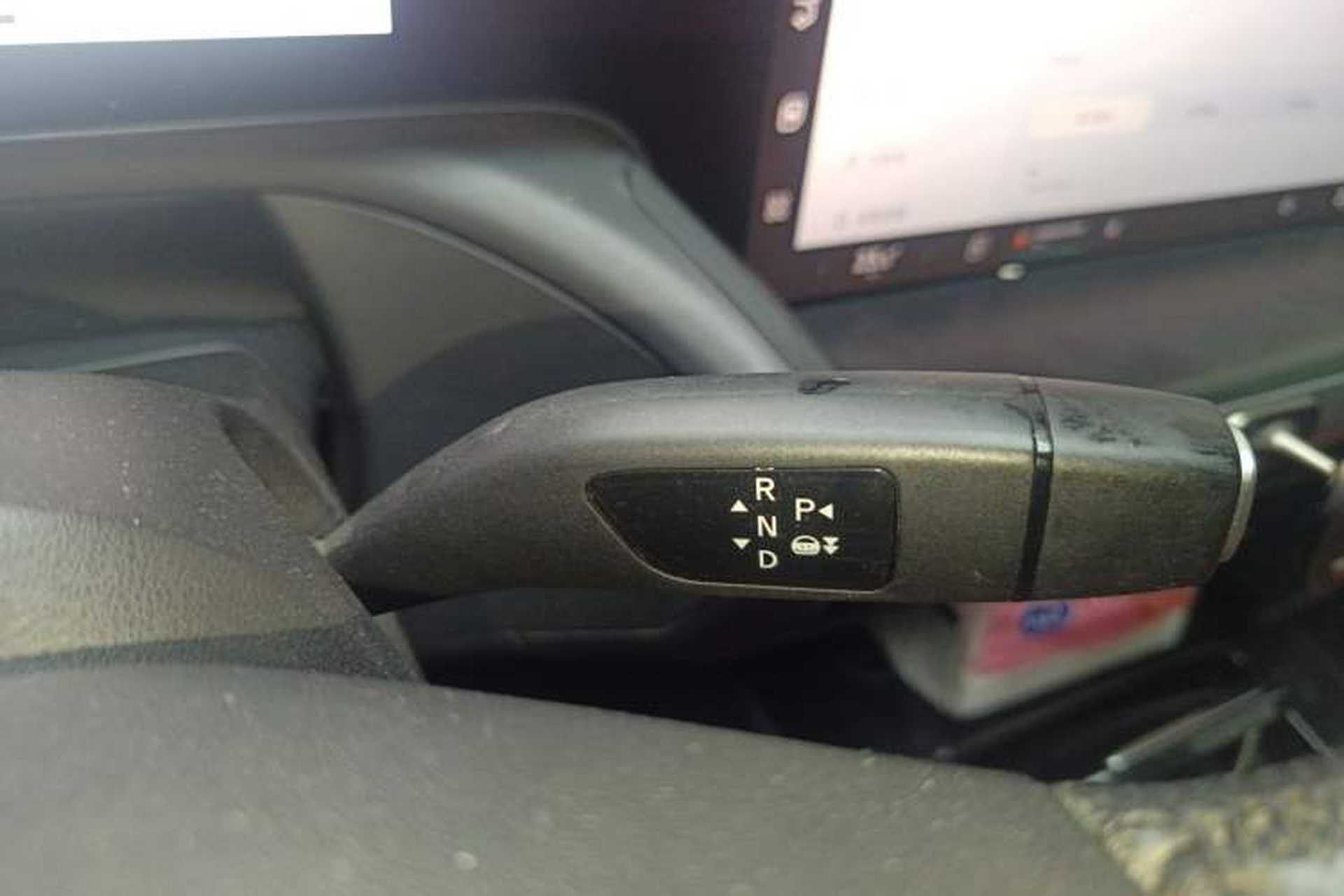 Used XPeng P7 2022 480 Standard Range Smart Drive Edition Gear Lever