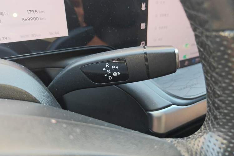 Used XPeng P7 2022 480 Standard Range Smart Drive Edition Gear Lever