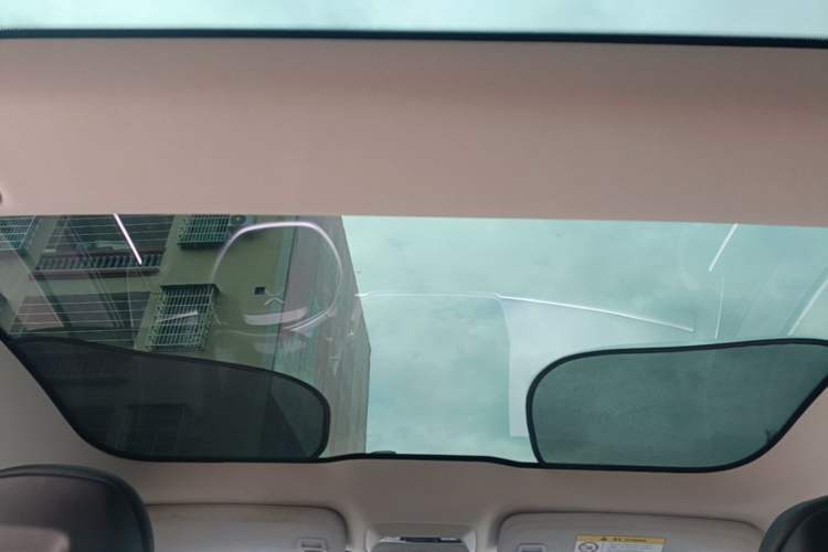 Used XPeng P7 2022 480G+ Headliner