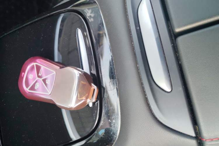 Used XPeng P7 2022 670N+ Interior 1