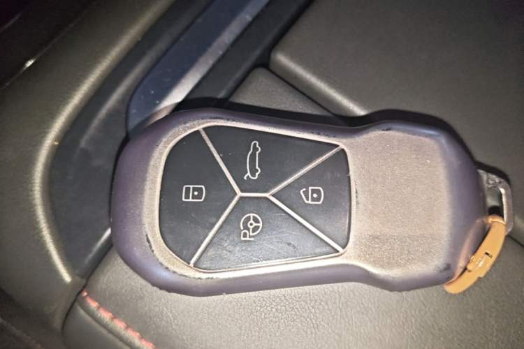 Used XPeng P7 2022 480G Interior 1