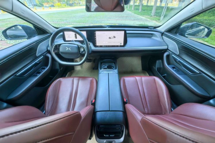 Used XPeng P7 2022 670N+ Interior 3