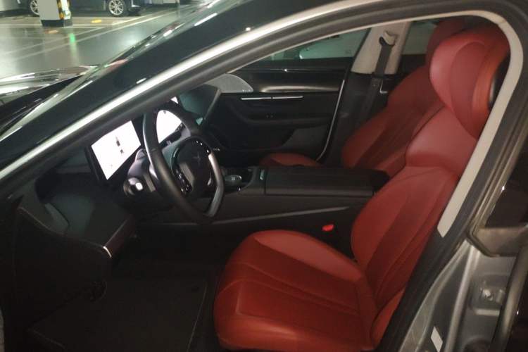 Used XPeng P7 2022 586E Left Front Seat