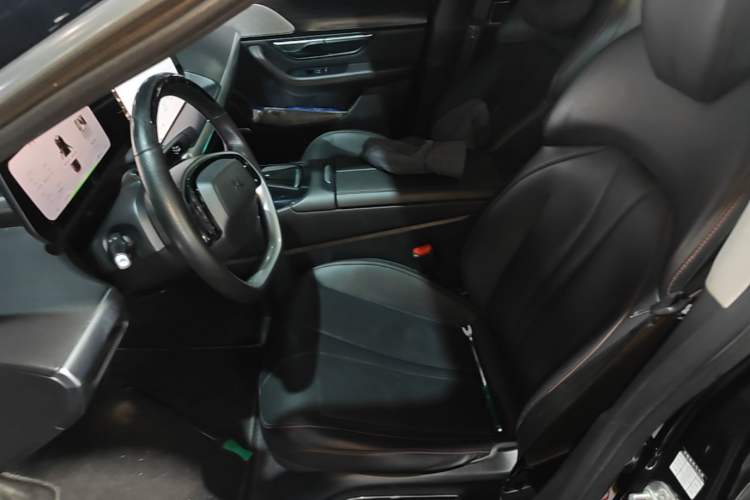 Used XPeng P7 2022 625E Left Front Seat